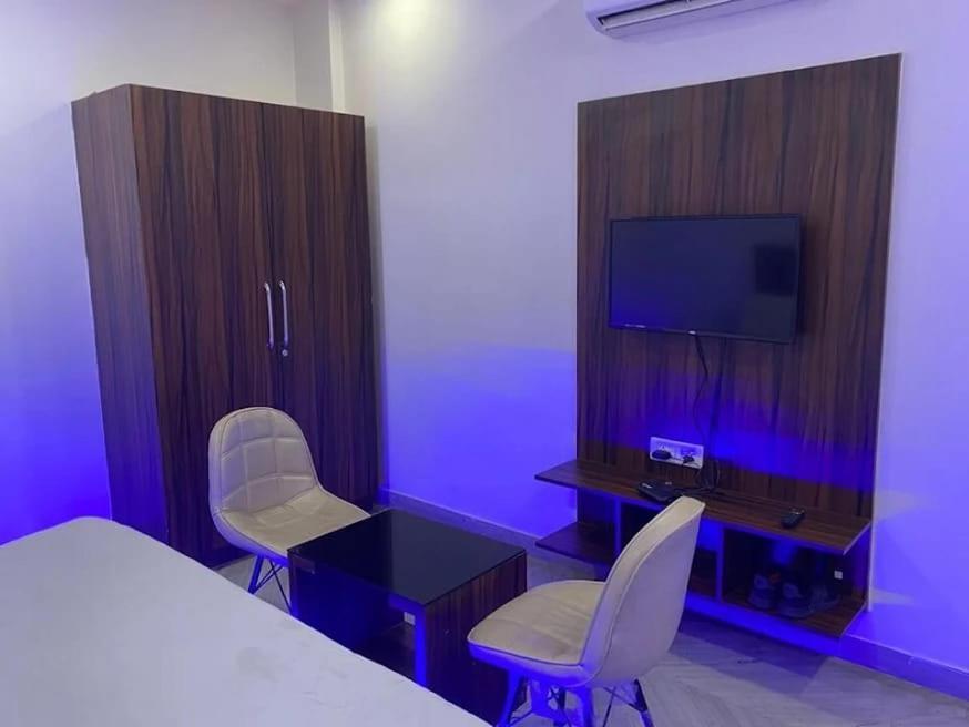 ניו דלהי Hotel Max מראה חיצוני תמונה